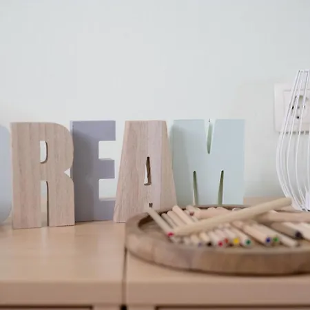 Vlaic 아파트 로고즈니차